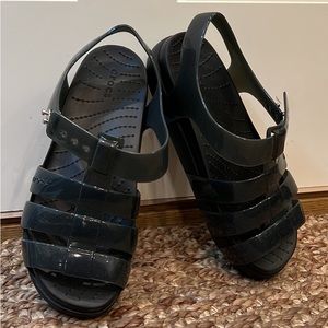 CROCS Splash Glossy Fisherman, Black, 6